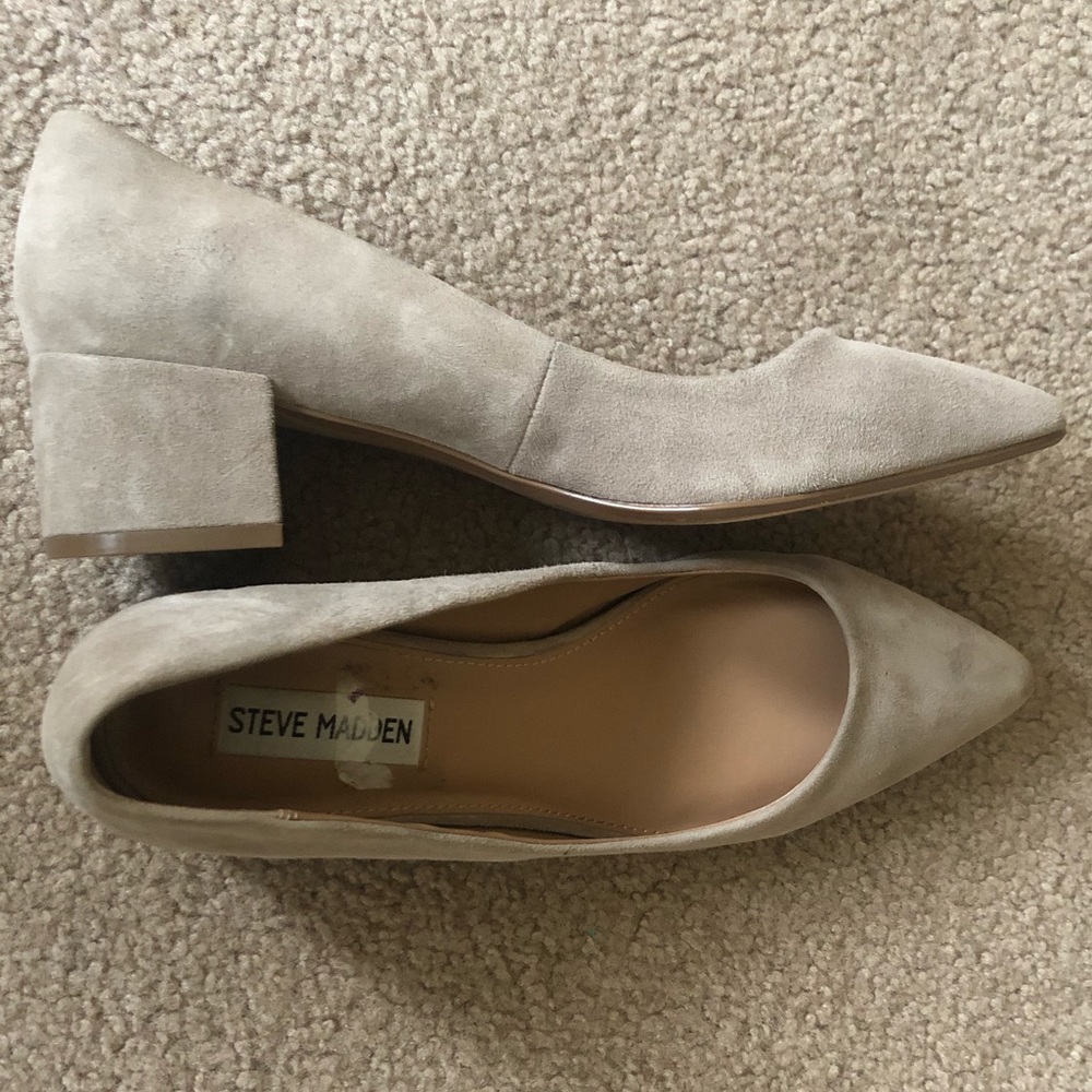 Low heels tan suede Cormac style Steve Madden